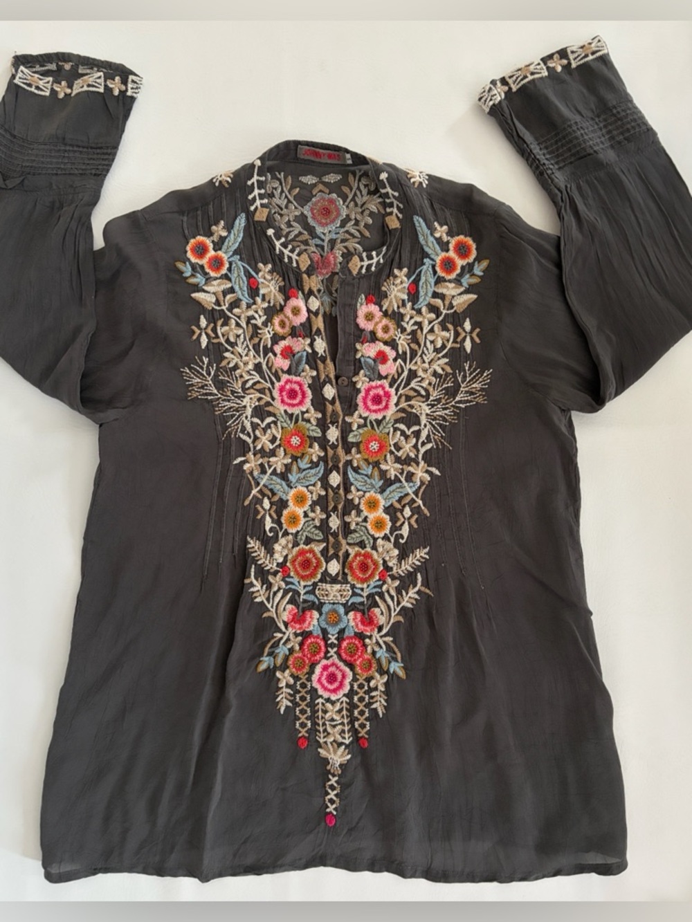 JOHNNY WAS Shirt Tunic Embroidered Boho Blouse Top Gray Small - Picture 8 of 15